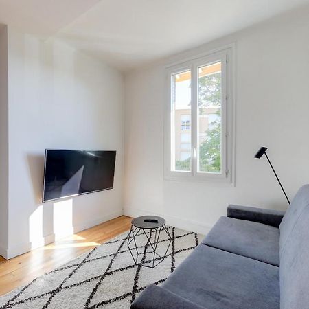 Terracotta-T2-Clim-Parking Gratuit Prive Apartment Pierre Benite Bagian luar foto