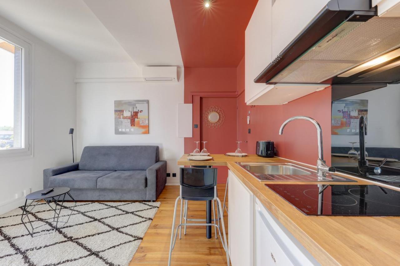 Terracotta-T2-Clim-Parking Gratuit Prive Apartment Pierre Benite Bagian luar foto